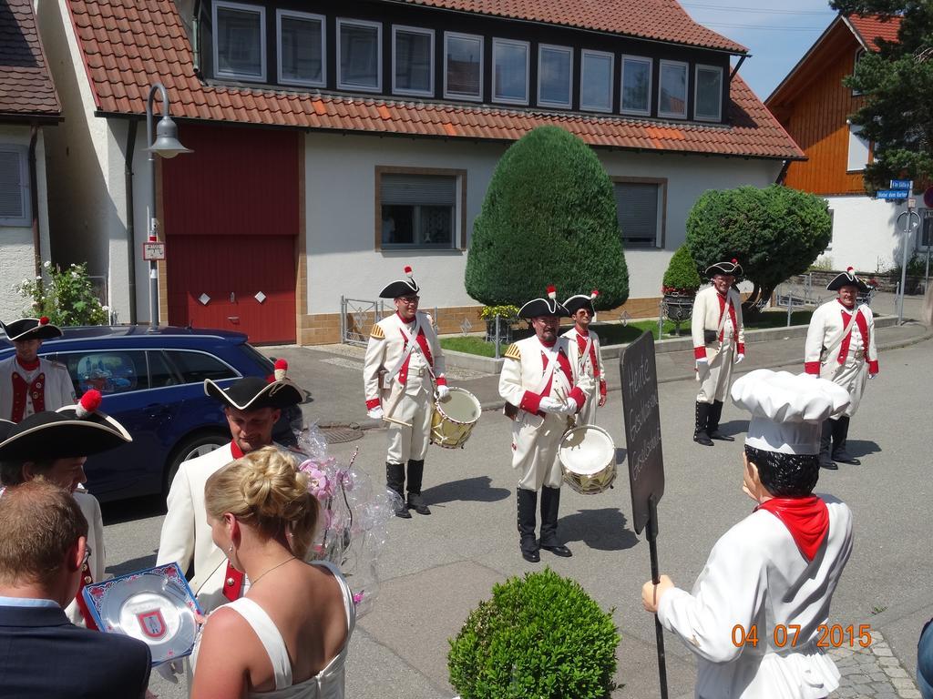 Hotel 4 Jahreszeiten Mit Restaurant Albstadt Exterior foto